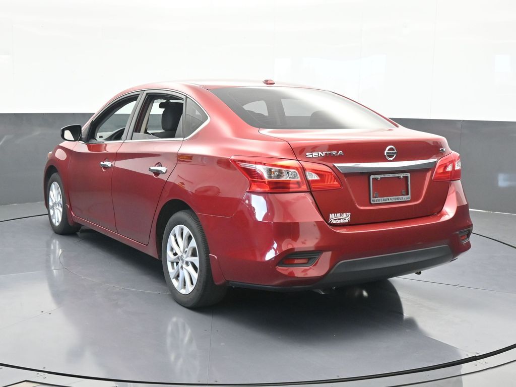 2018 Nissan Sentra SV photo 2