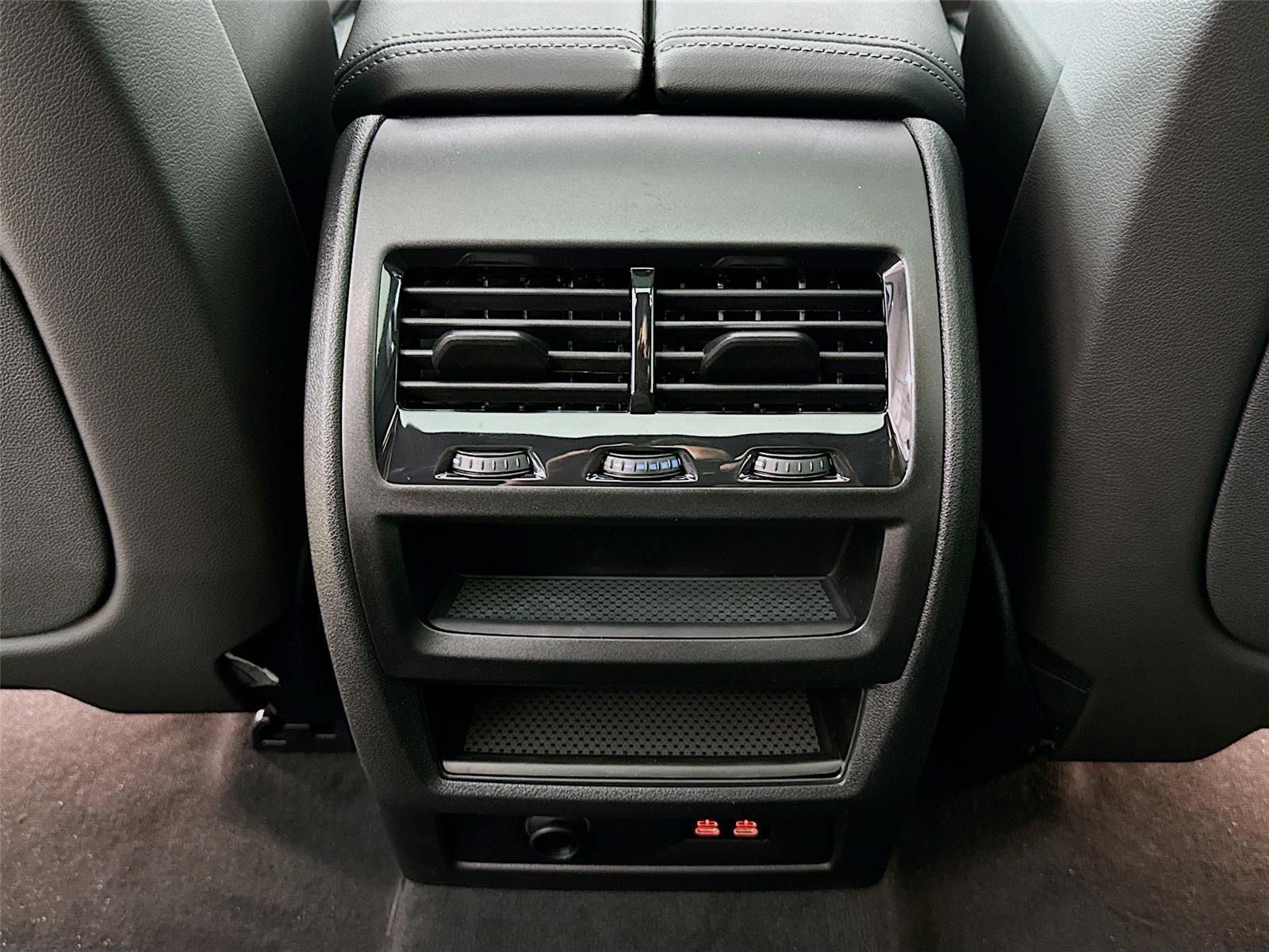 2026 Bmw X5 xDrive50e photo 26