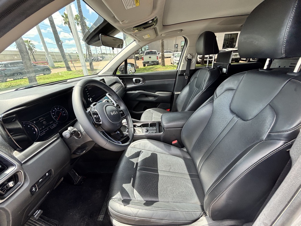 2022 Kia Sorento S photo 9
