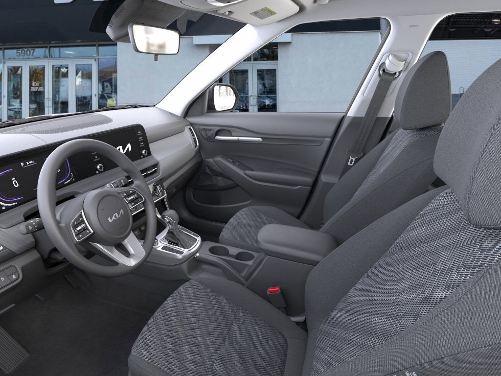 2026 Kia Seltos LX photo 12