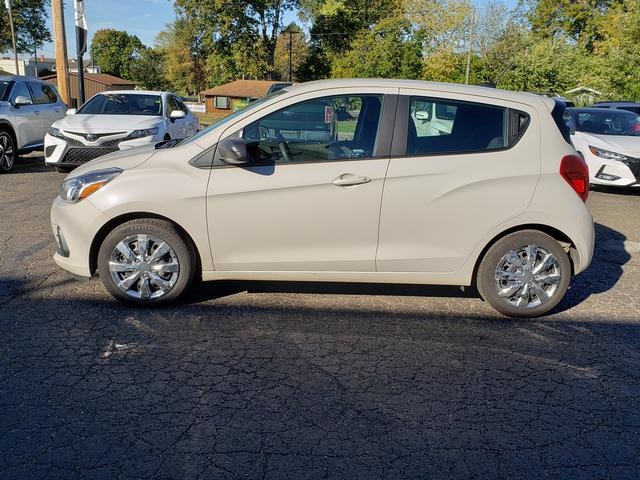 2018 Chevrolet Spark LS photo 2