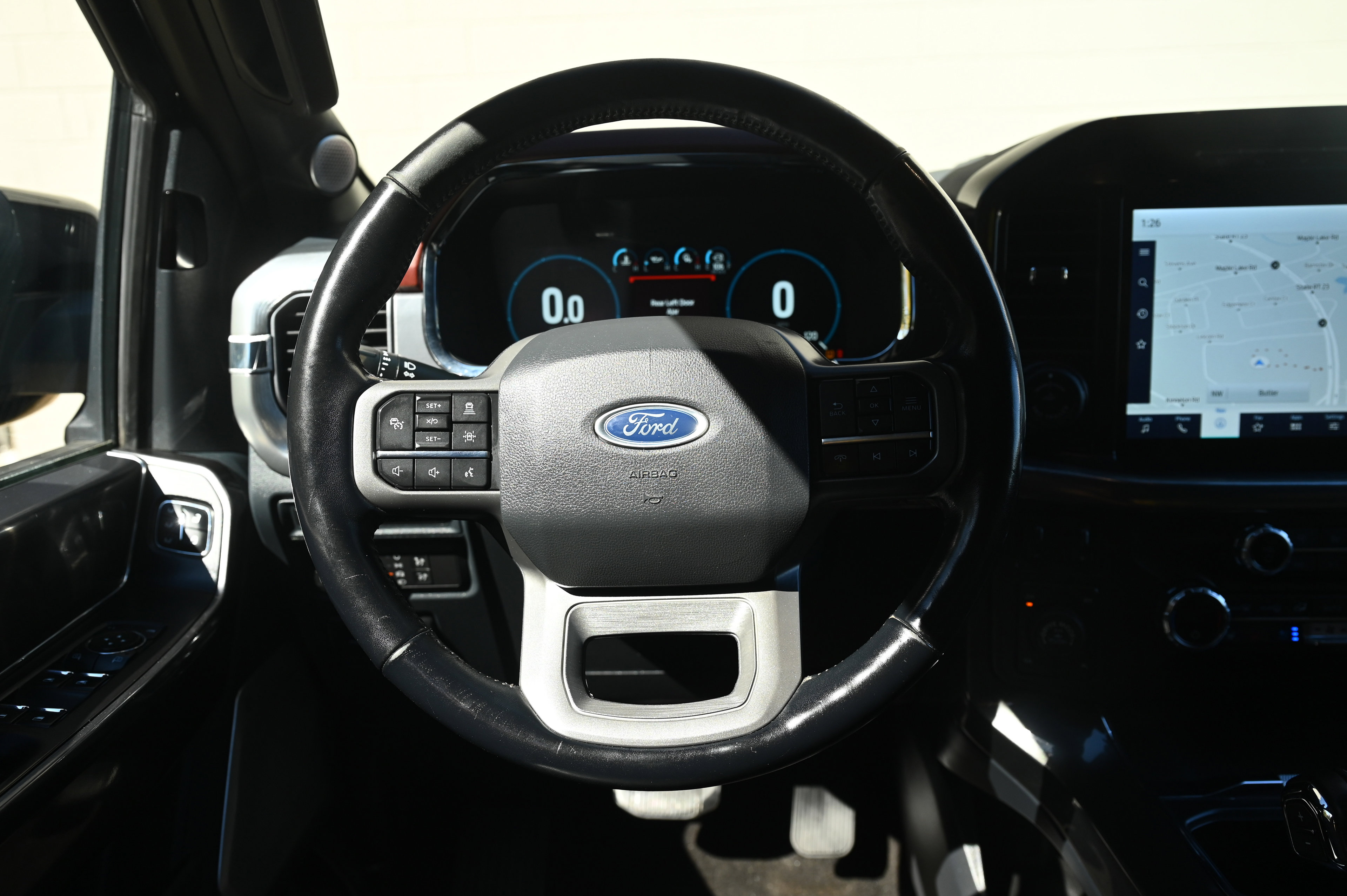 2021 Ford F-150 Lariat photo 34