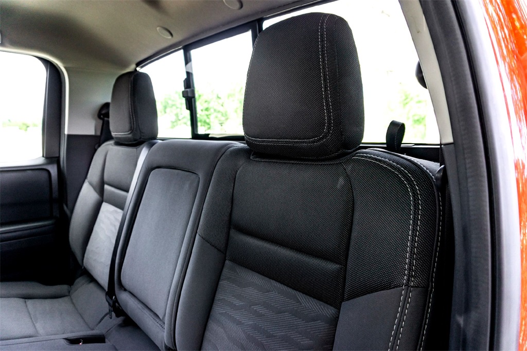 2024 Nissan Frontier SV photo 26