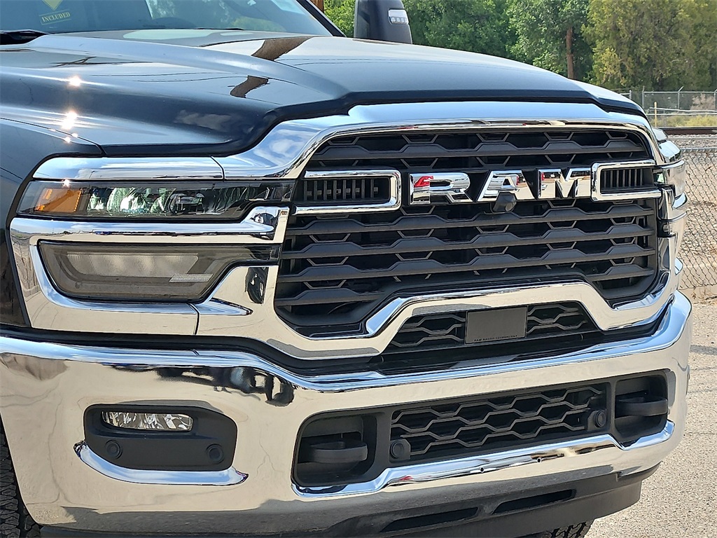 2025 Ram 2500 Big Horn photo 7