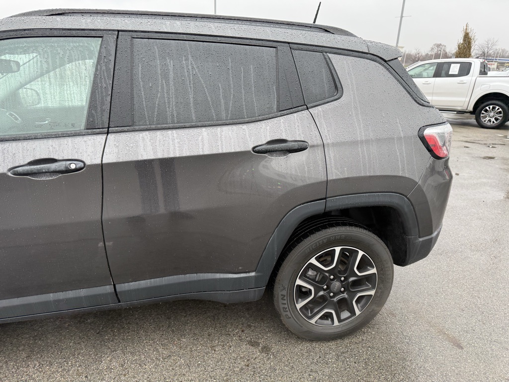 2018 Jeep Compass Sport photo 4