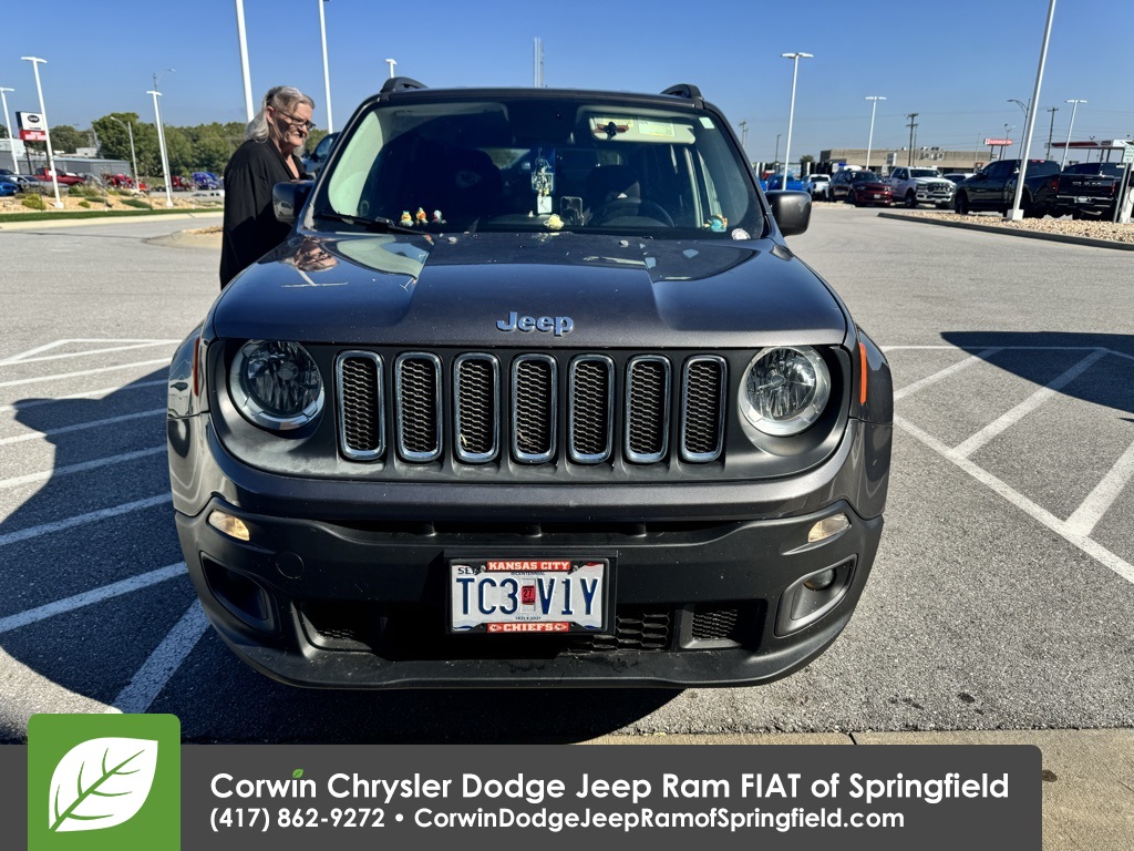 2017 Jeep Renegade Latitude North Edition photo 2
