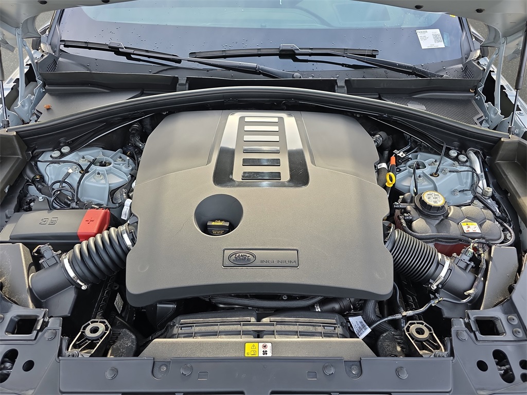 2023 Land Rover Range Rover Velar P400 HST photo 28