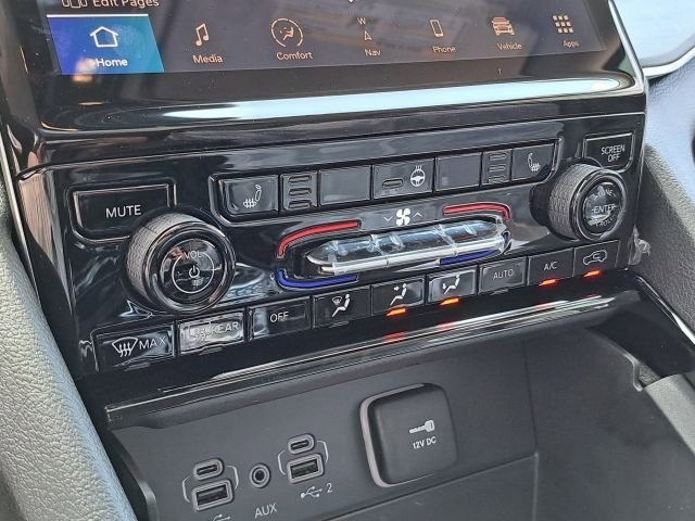 2023 Jeep Grand Cherokee Limited photo 13