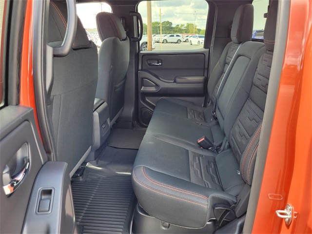2025 Nissan Frontier PRO-4X photo 7