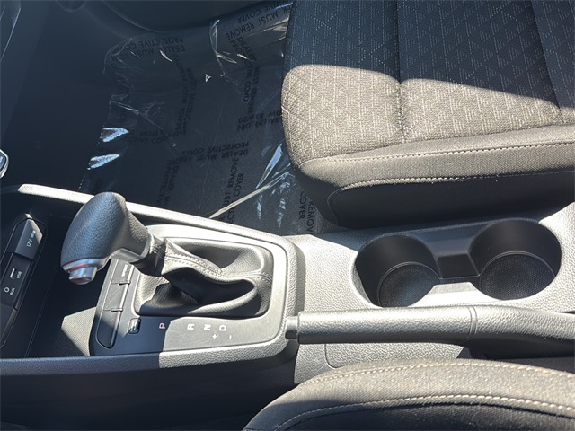 2019 Kia Rio S photo 17