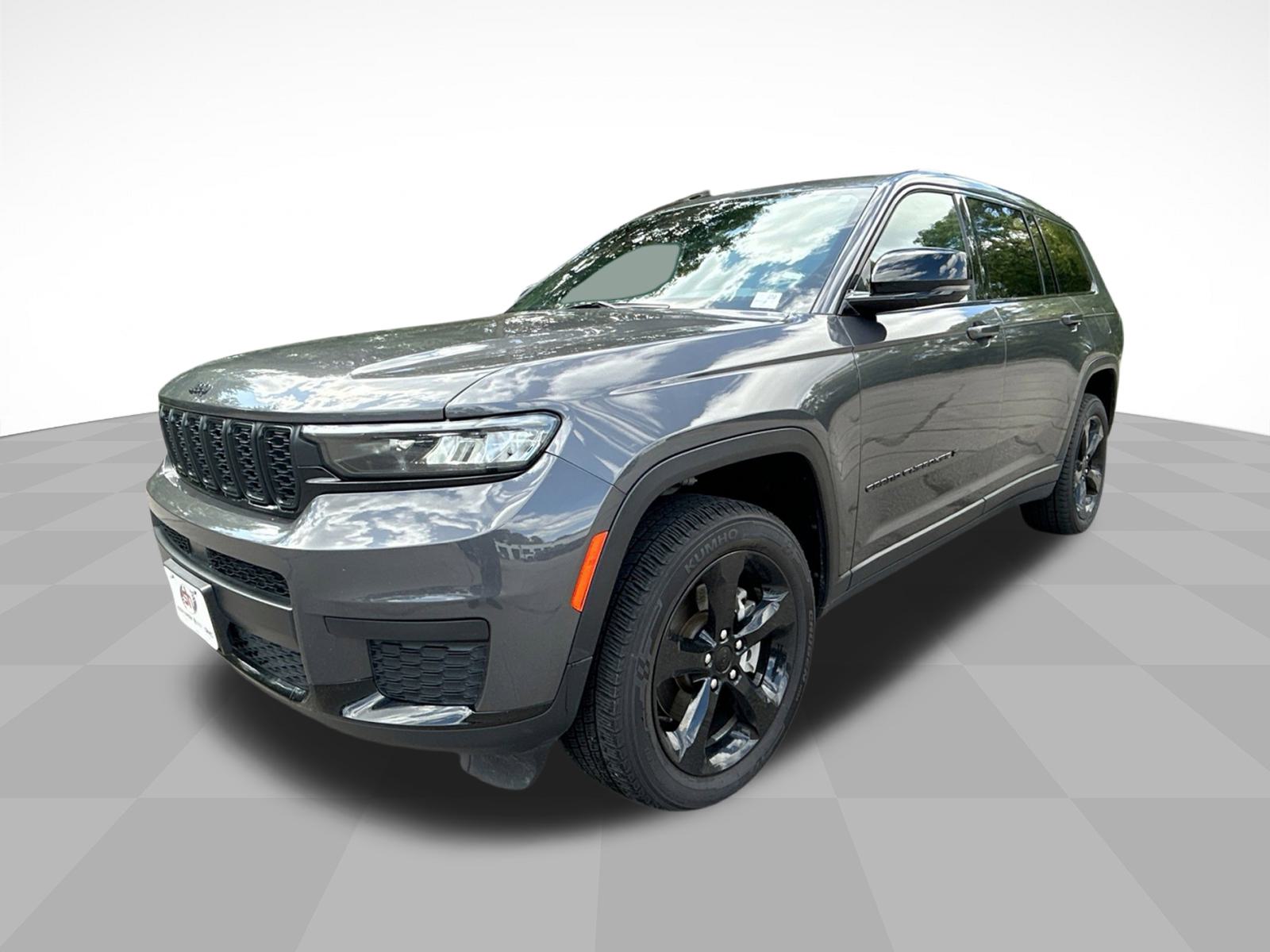 2023 Jeep Grand Cherokee Laredo Altitude photo 27