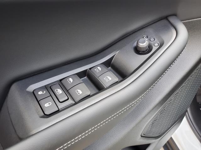 2025 Jeep Grand Cherokee Limited photo 17