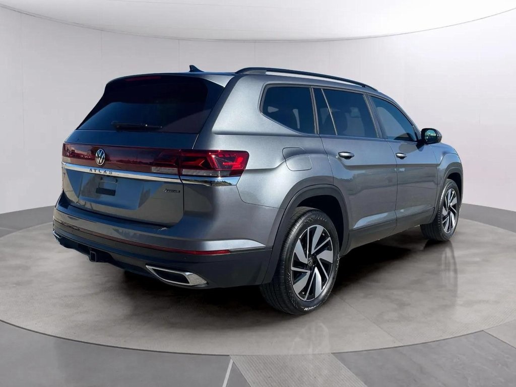 2025 Volkswagen Atlas SE Technology photo 4