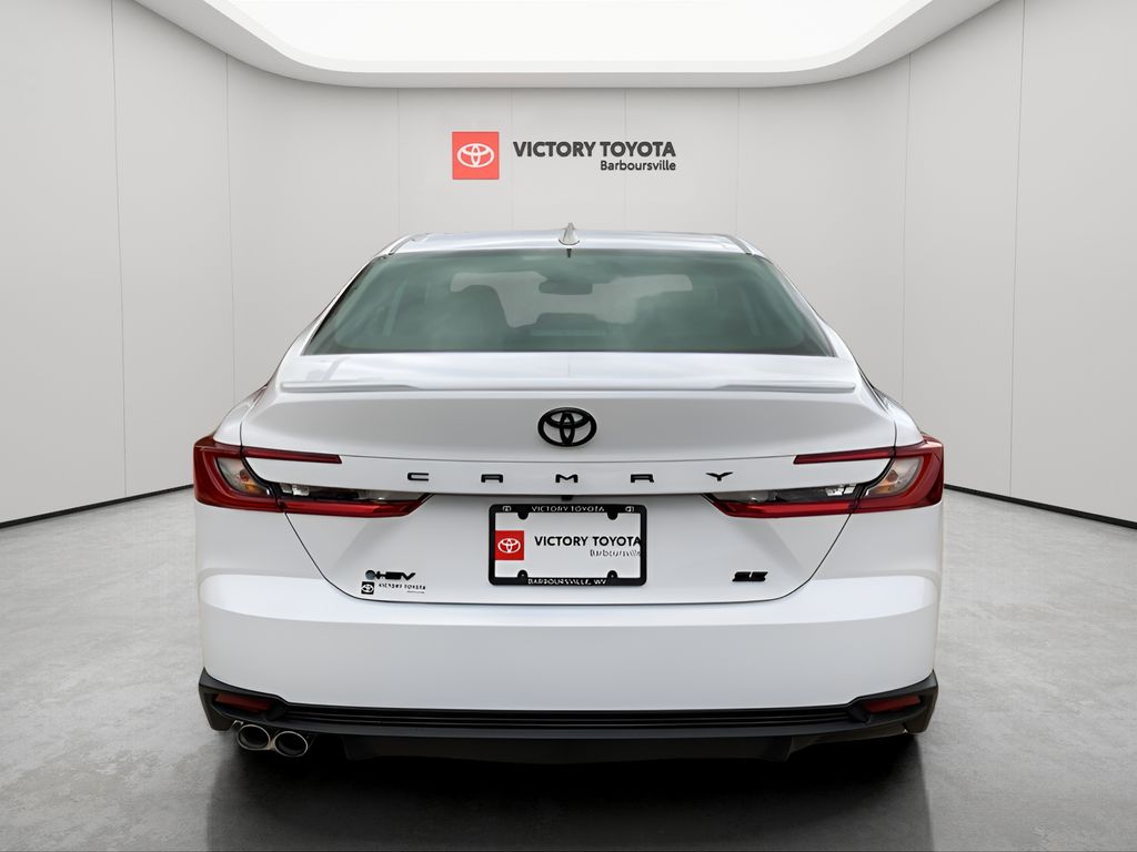 2026 Toyota Camry SE photo 4