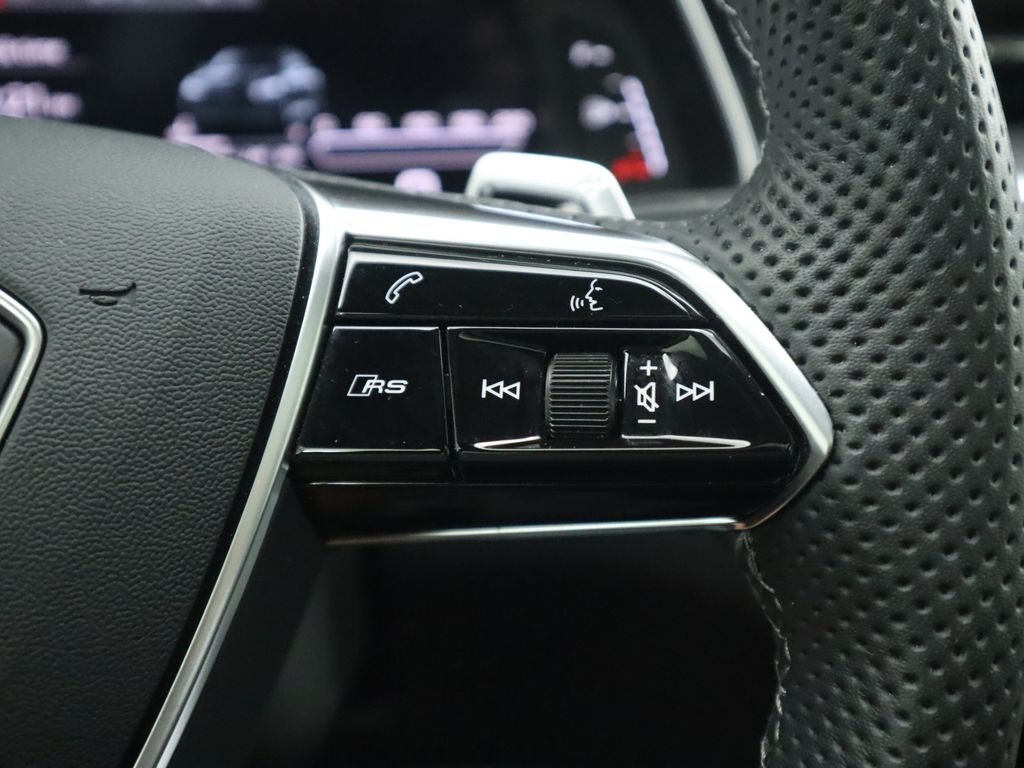 2024 Audi RS 7 Performance Base photo 12
