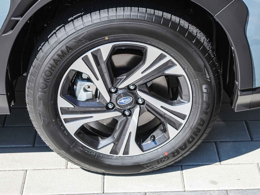 2025 Subaru Crosstrek Premium photo 9
