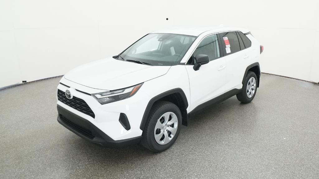 2025 Toyota RAV4 LE's photo
