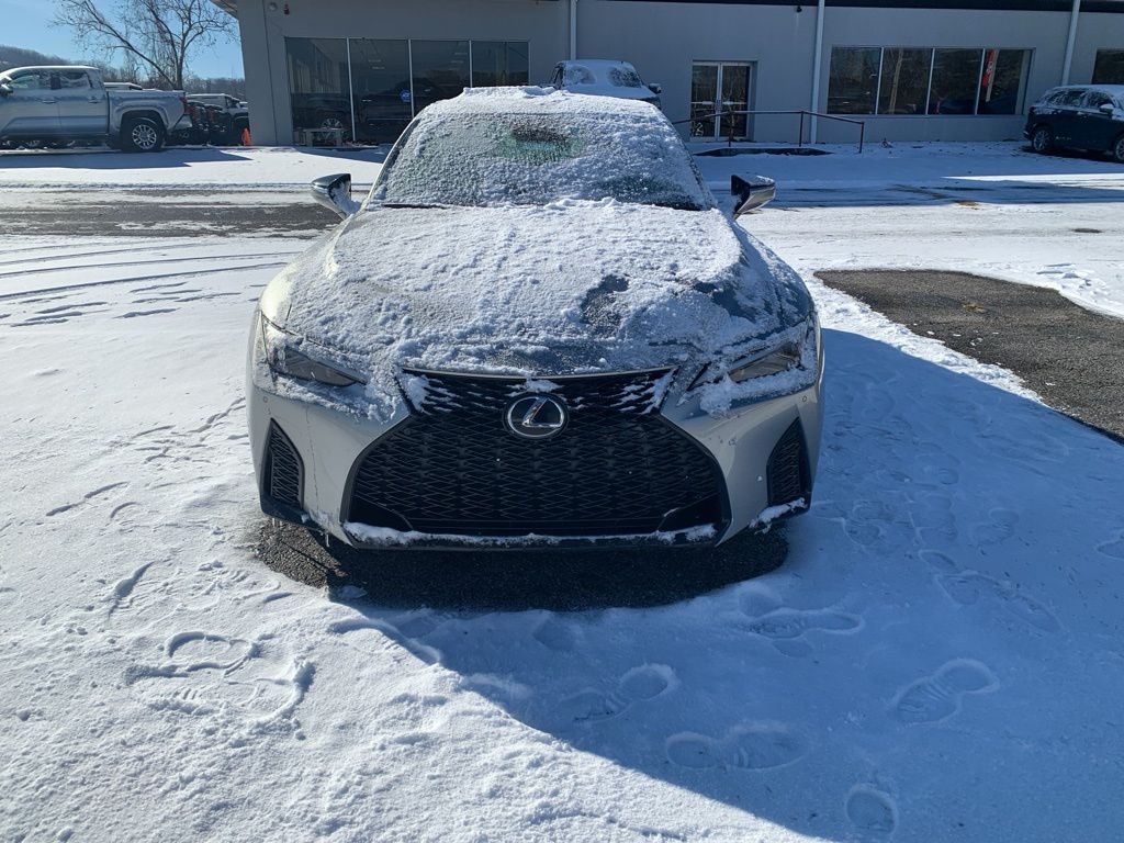 2022 Lexus IS 350 F SPORT's photo