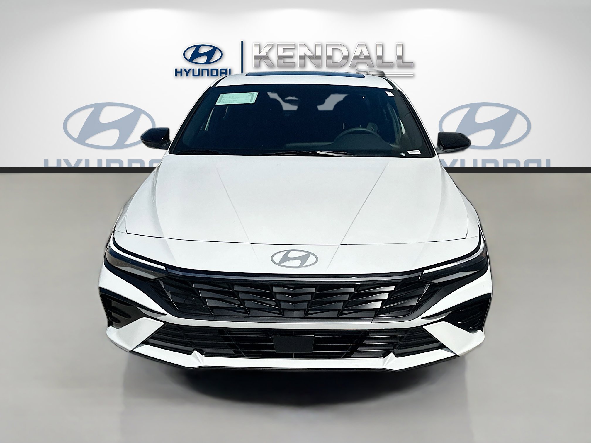 2026 Hyundai Elantra SEL Sport photo 2