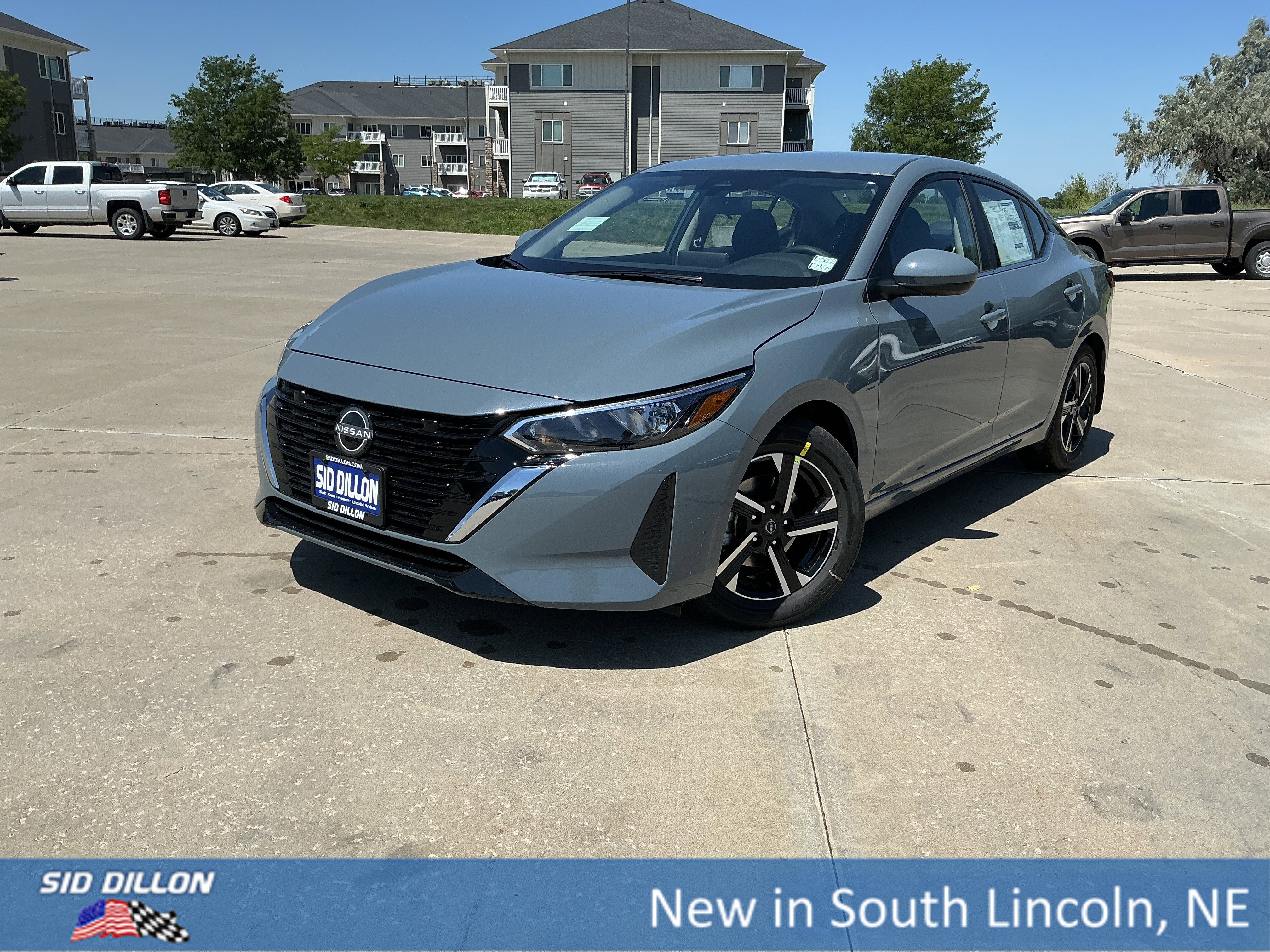 2025 Nissan Sentra SV's photo