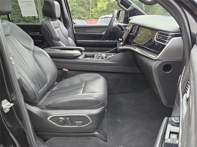 2022 Jeep Wagoneer Series III photo 15