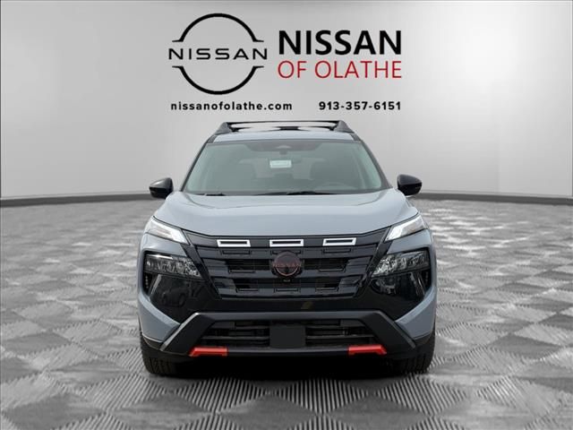 2025 Nissan Rogue SV photo 25