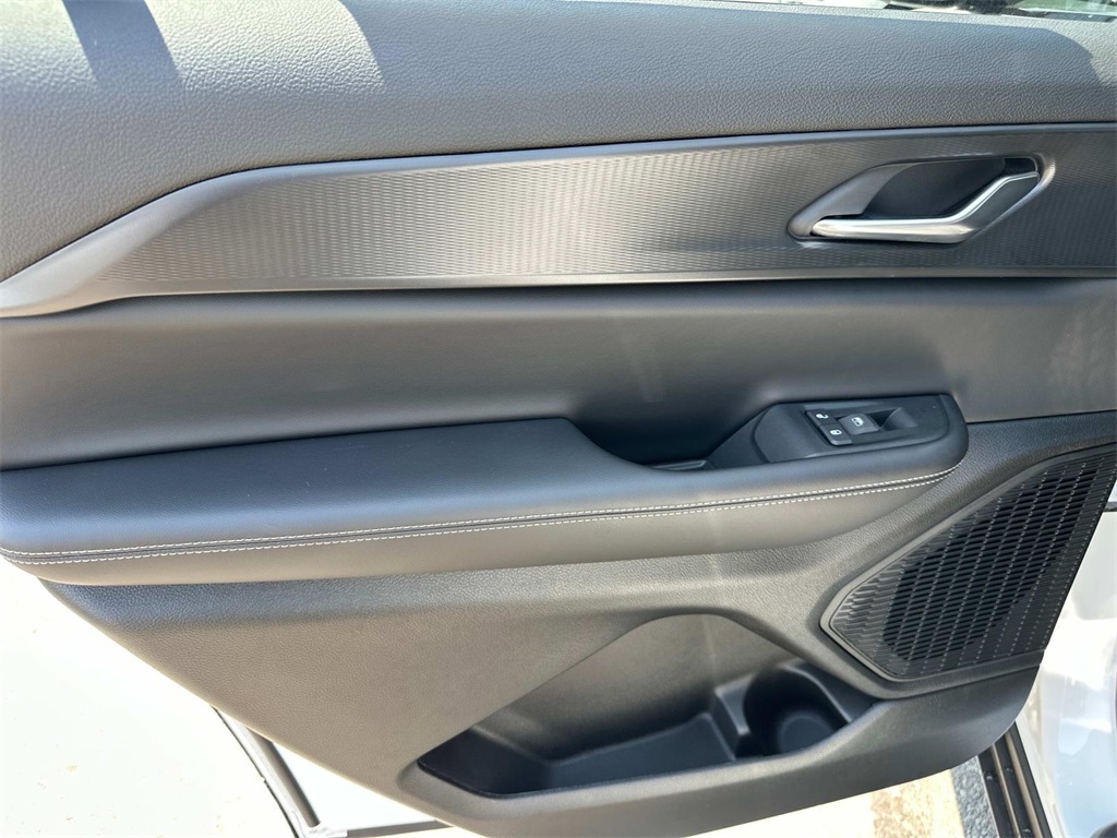 2025 Jeep Grand Cherokee Altitude X photo 14