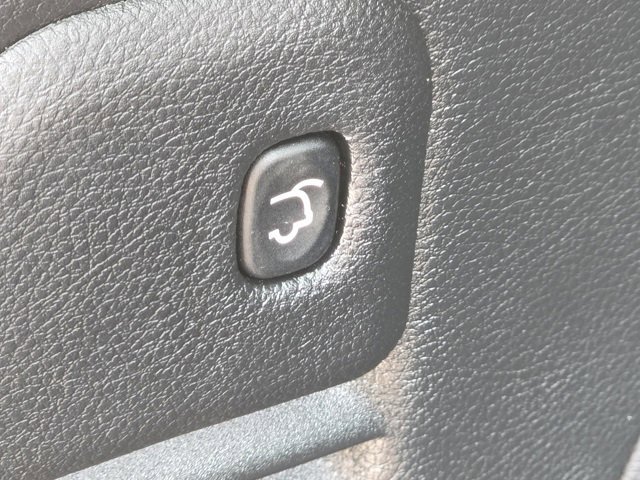 2021 Jeep Grand Cherokee Anniversary Edition photo 14