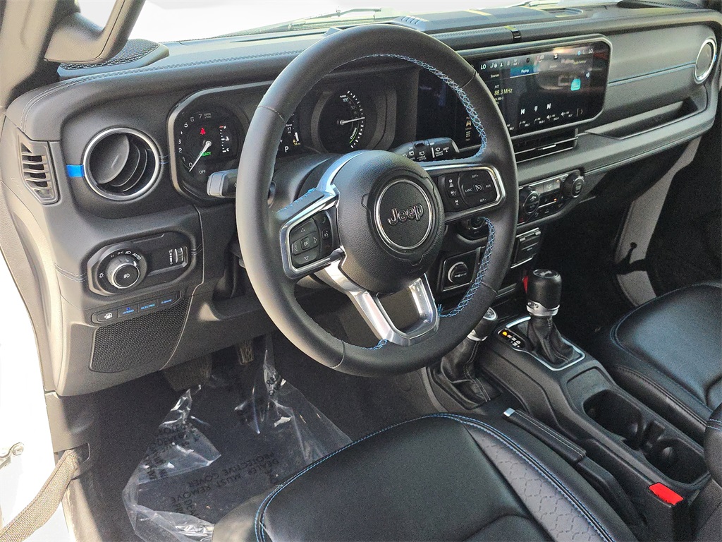 2024 Jeep Wrangler High Altitude 4xe photo 17