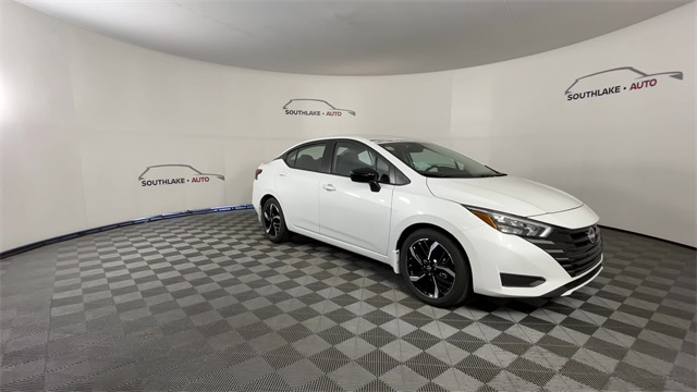 New 2025 Nissan Versa 1.6 SR Car Aspen White TriCoat in