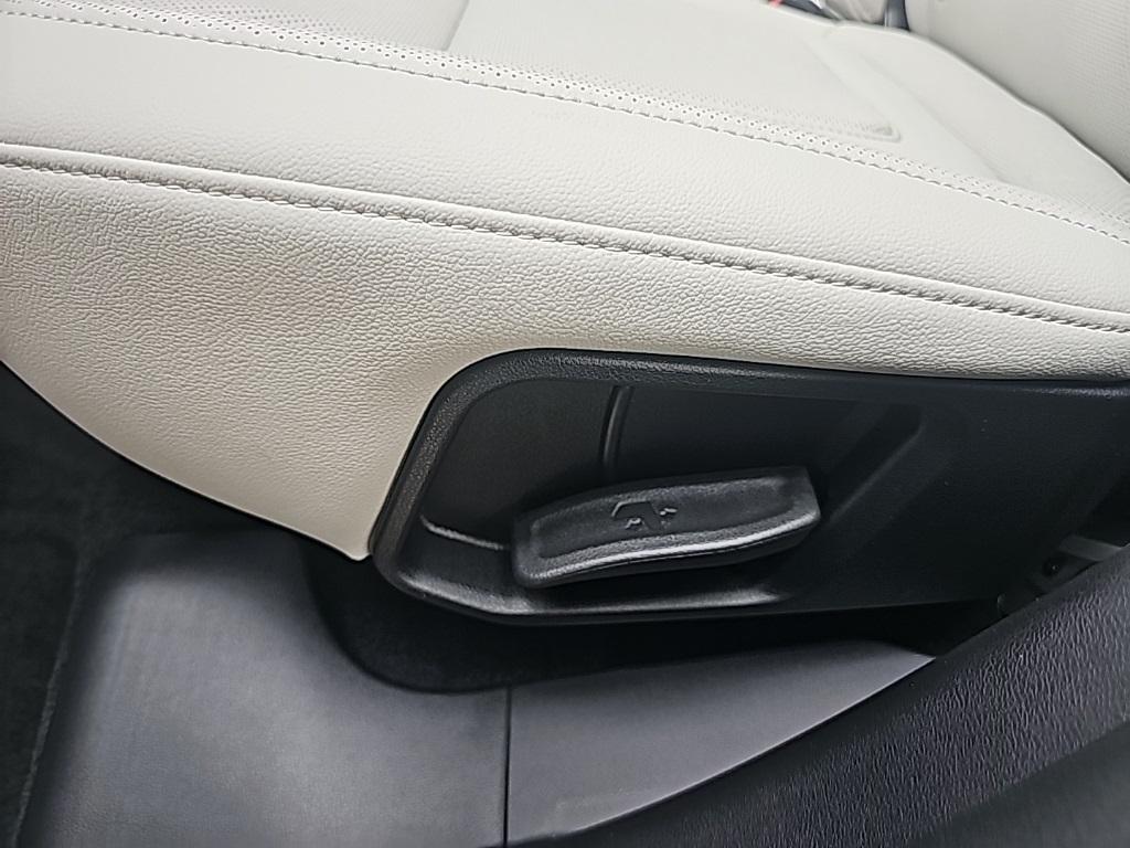 2025 Hyundai Tucson Limited photo 31