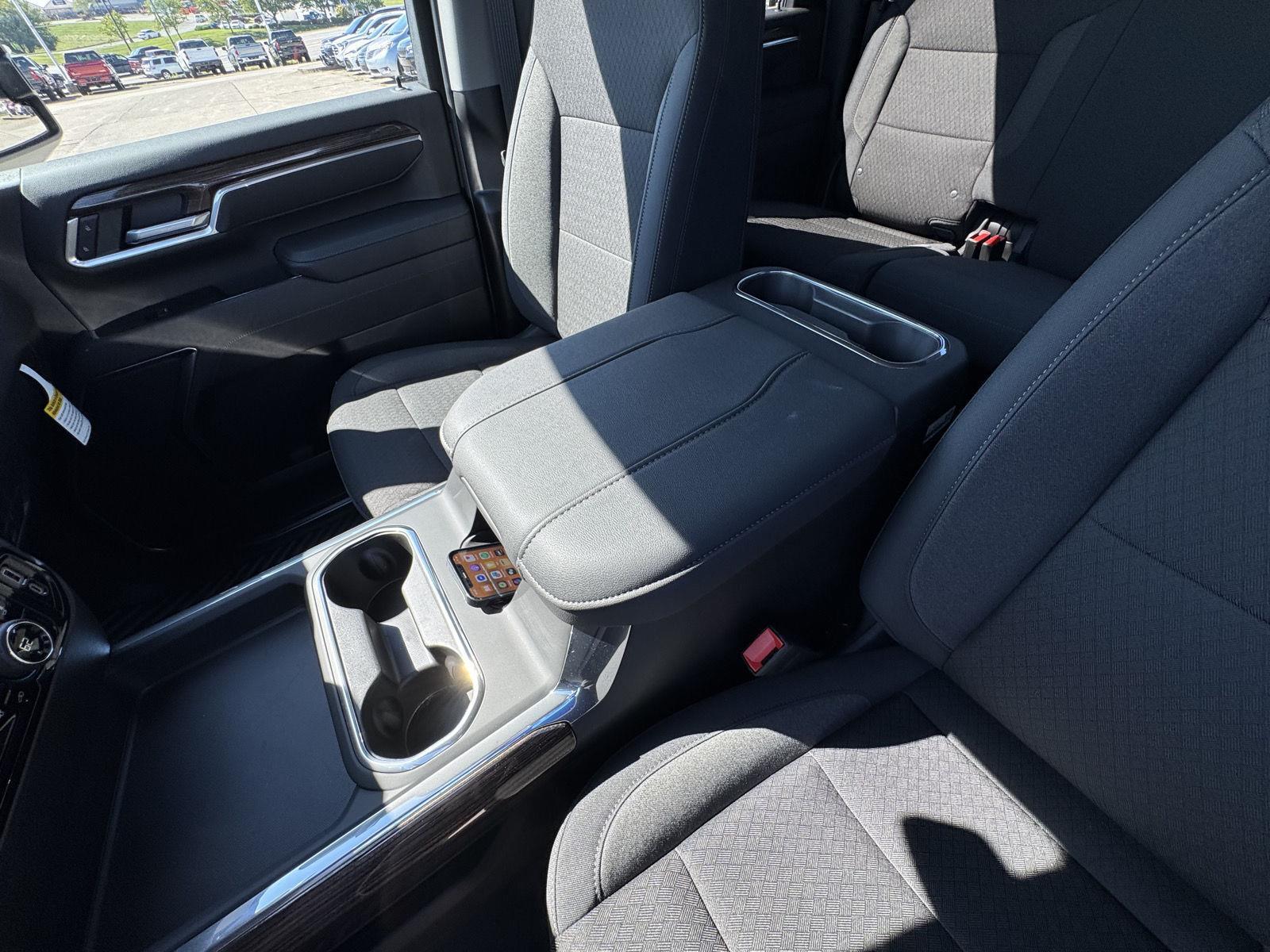 2026 Chevrolet Silverado 2500HD LT photo 22