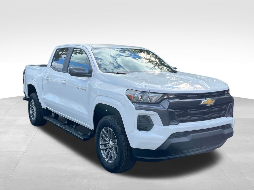 2024 Chevrolet Colorado LT's photo