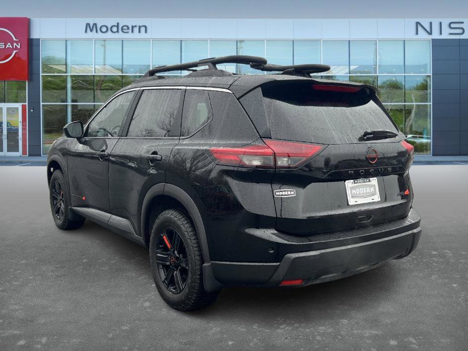 2025 Nissan Rogue SV photo 4