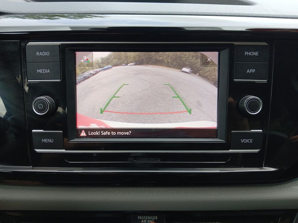 2024 Volkswagen Taos S photo 17