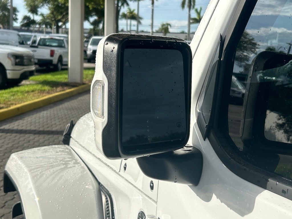 2023 Jeep Gladiator High Altitude photo 15