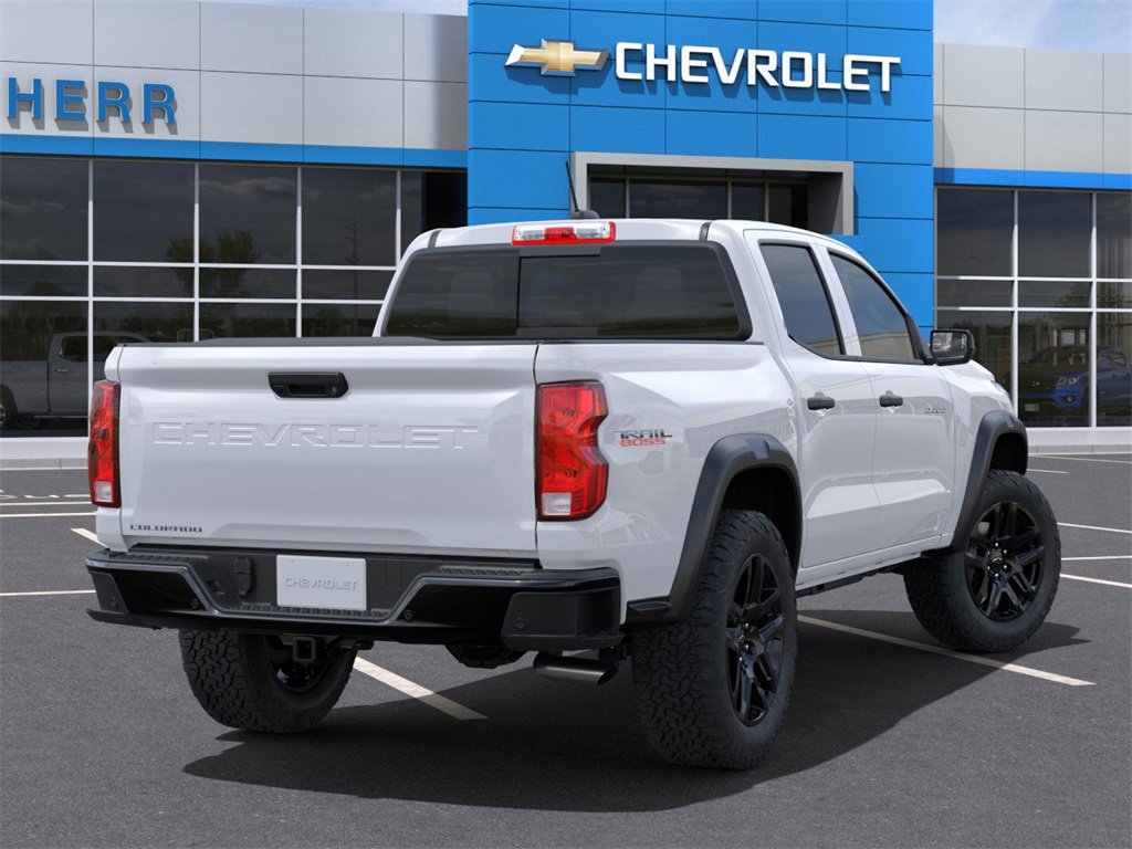 2025 Chevrolet Colorado Trail Boss photo 4