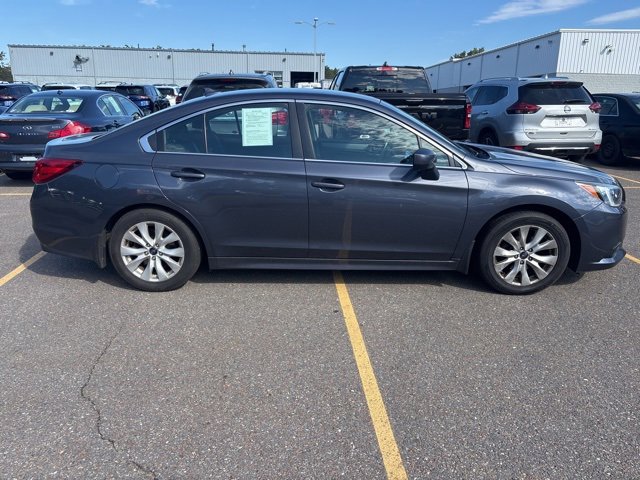 2017 Subaru Legacy Premium photo 3