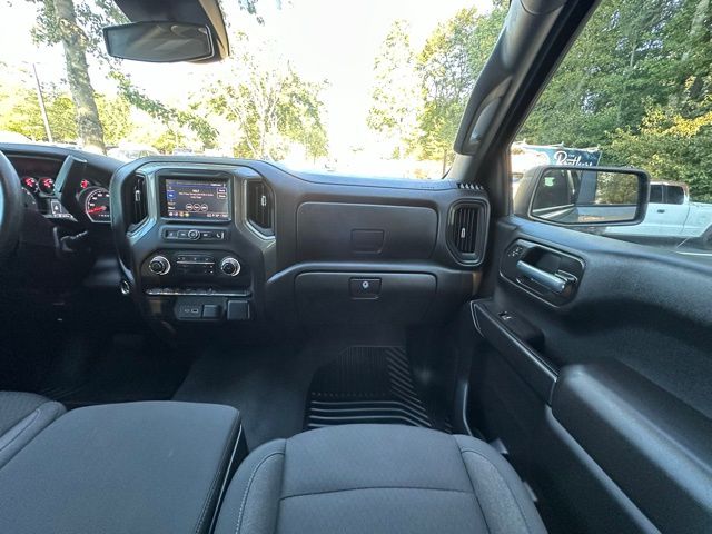 2024 Chevrolet Silverado 1500 Custom photo 27