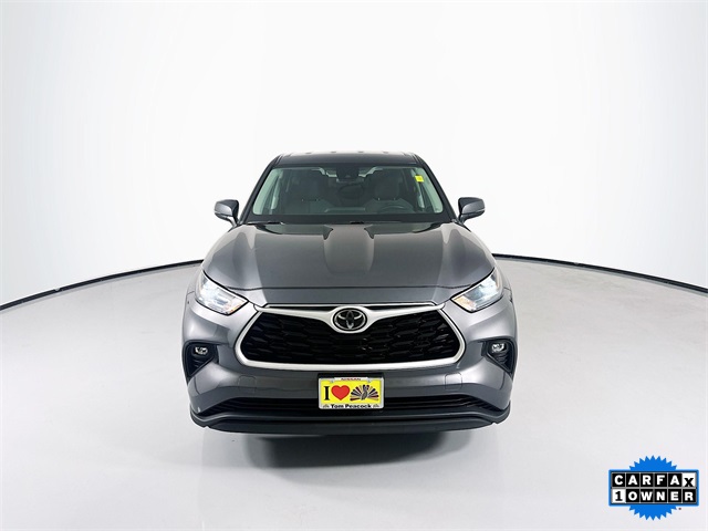 2023 Toyota Highlander L photo 3