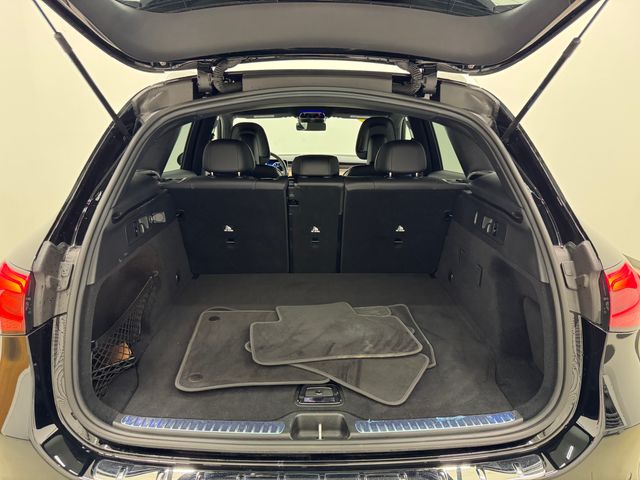 2025 Mercedes Benz GLC 300 4MATIC photo 4
