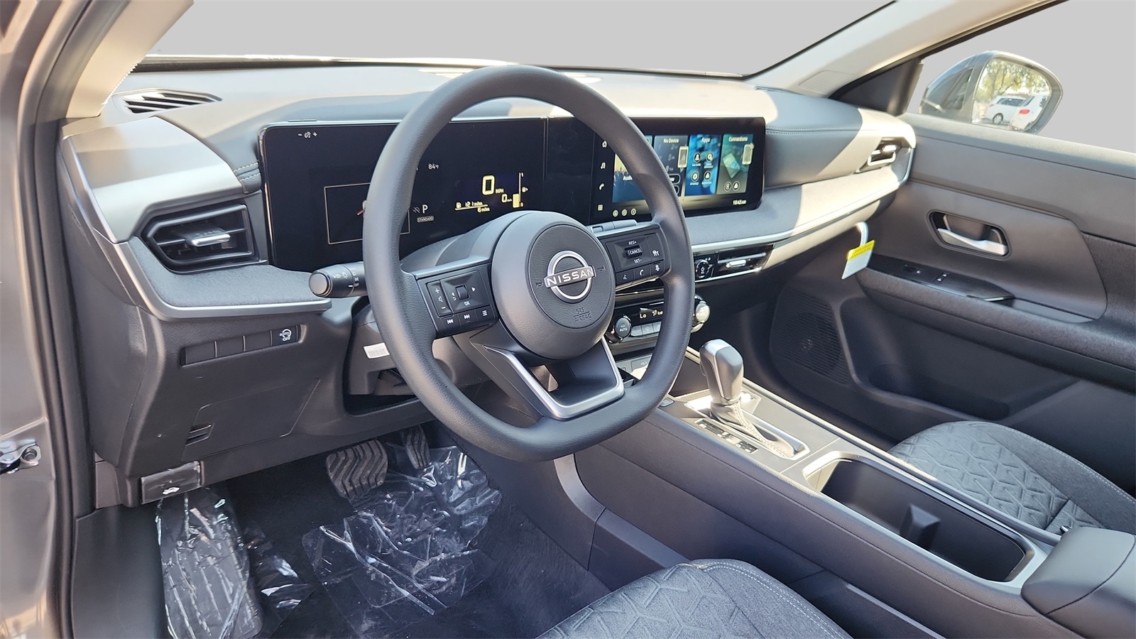 2026 Nissan Kicks SV photo 13