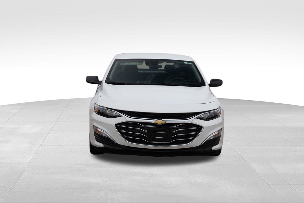 Used 2023 Chevrolet Malibu 1FL with VIN 1G1ZC5ST1PF160195 for sale in Mount Pleasant, WI