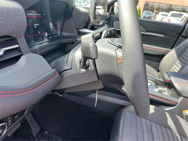 2025 Ford Explorer ST-Line photo 30