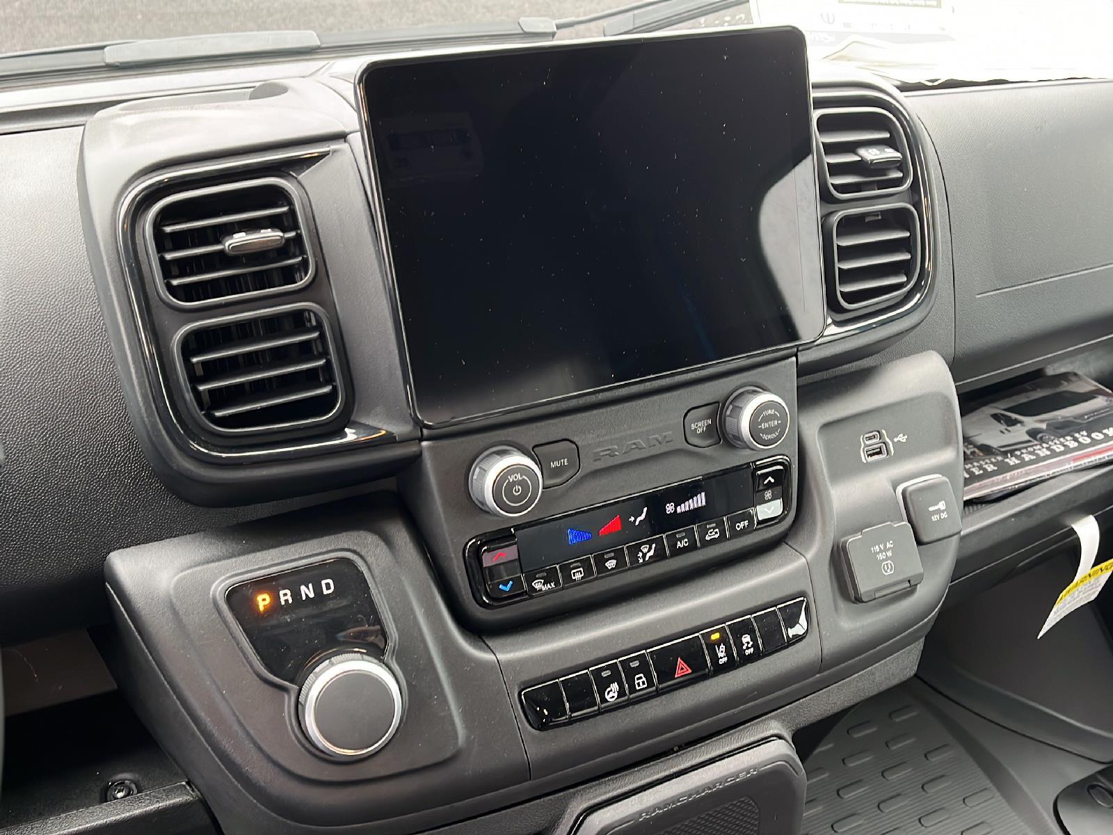 2024 Ram ProMaster 3500 photo 12