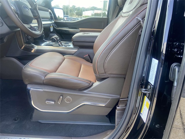 2025 Ford F-150 King Ranch photo 11