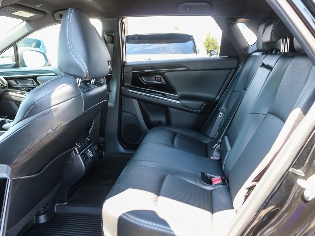 2023 Subaru Solterra Limited photo 17