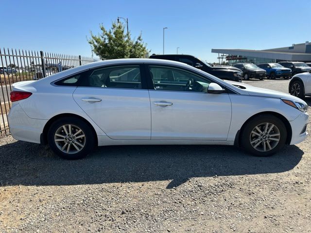 2017 Hyundai Sonata SE photo 6