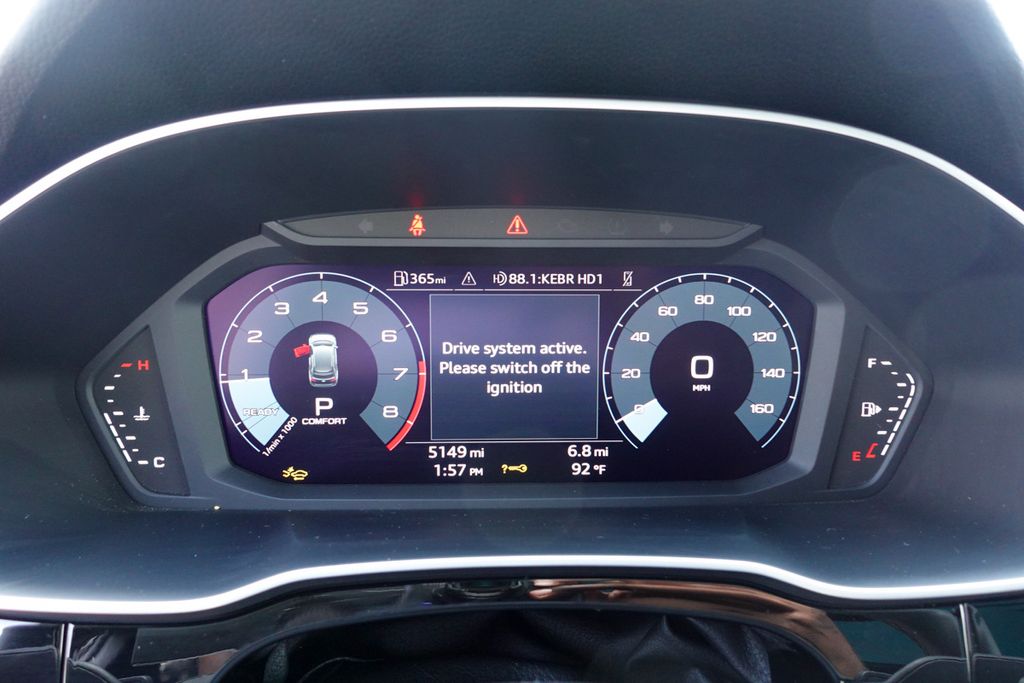 2025 Audi Q3 S line Premium photo 15