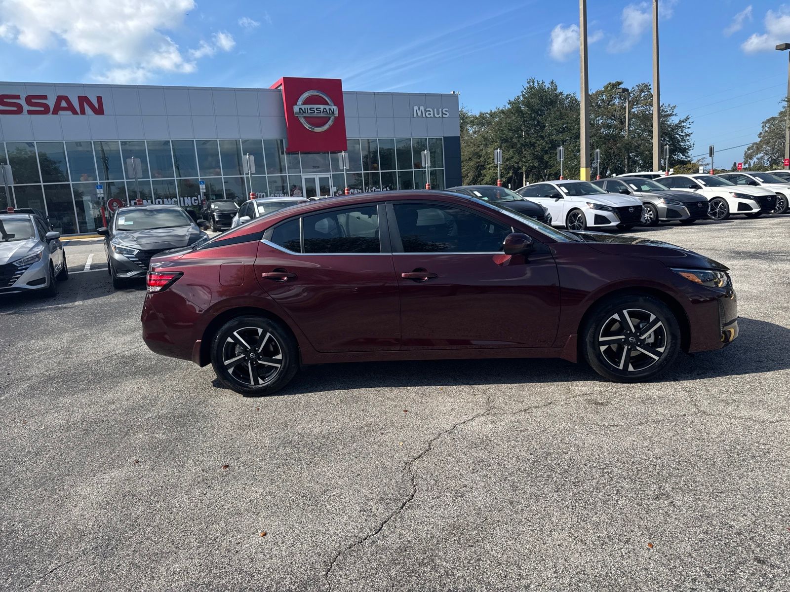 2025 Nissan Sentra SV photo 4